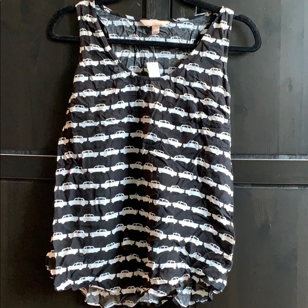 Tank top blouse.